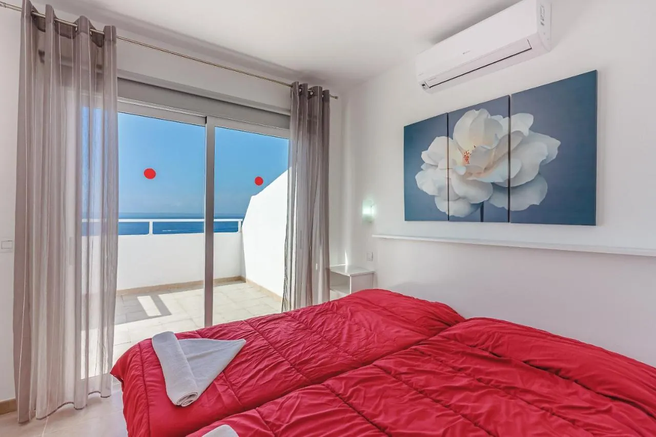 Paraiso Del Sur Studios & Apartments 아데제